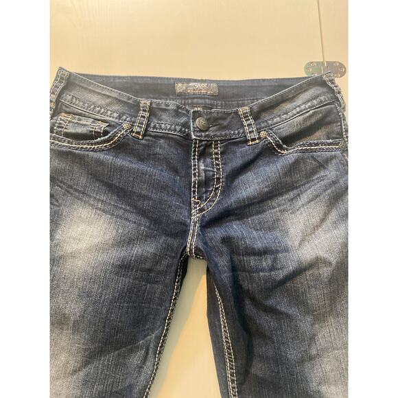Silver Jeans Co. Denim - Women’s Sz 33 Silver Suki Capri jeans